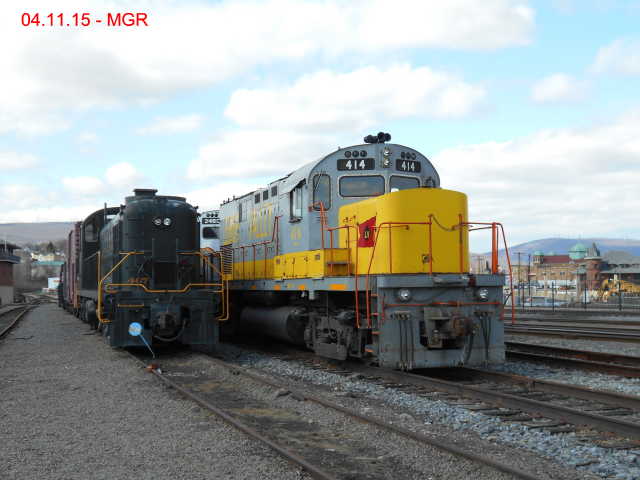 Sightings 04.11.15  /  DL at Steamtown