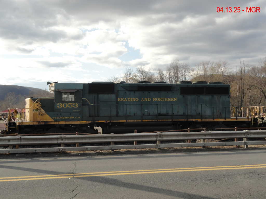 Sightings 04.13.25 /  Equipment Around Pittston Junction