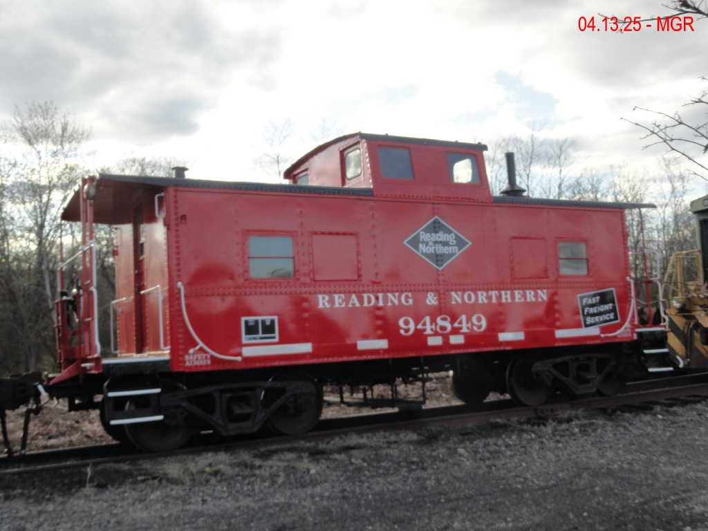 Sightings 04.13.25 /  Equipment Around Pittston Junction