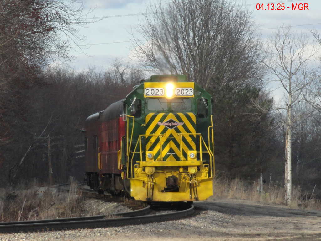 Sightings 04.13.25 /  Equipment Around Pittston Junction