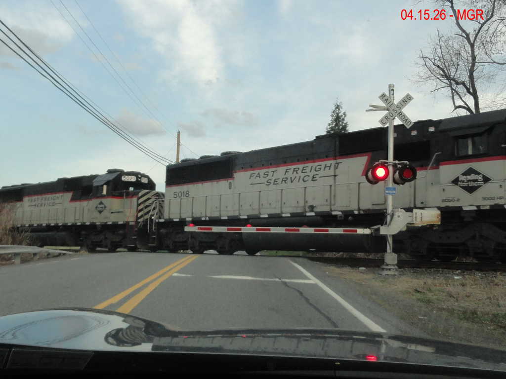 Sightings 04.14.26  / Southbound NRFF at Duryea, No. 1776