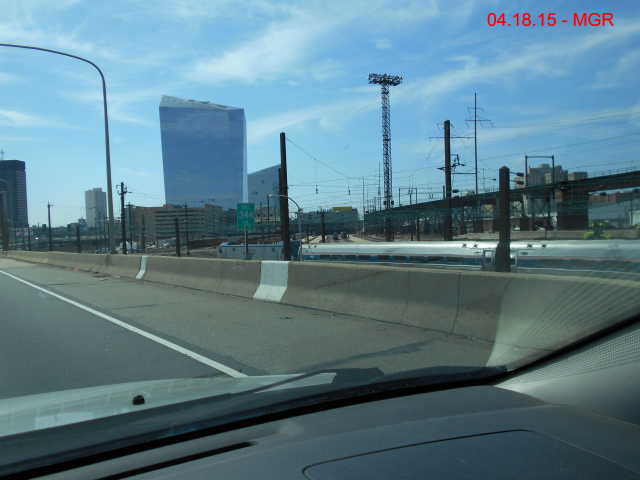 Sightings 04.18.15  / Trains Around Philly