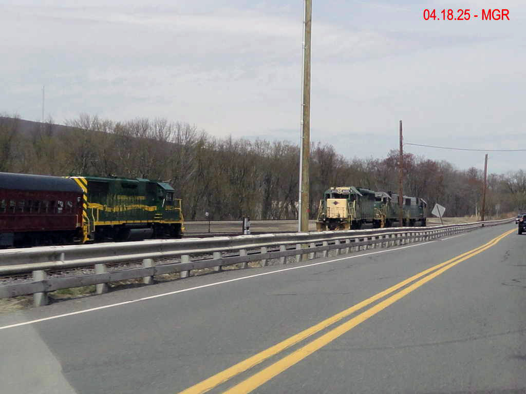 Sightings 04.19.25 / Driveby of Pittston Junction