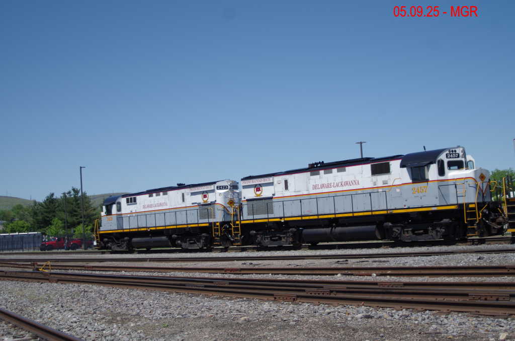 Sightings 05.09.25 / DL Resting At Steamtown