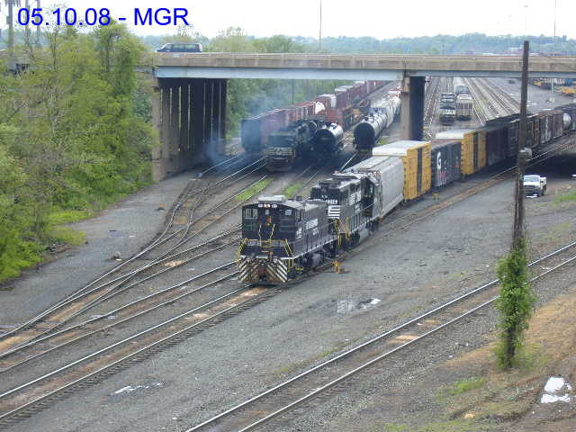 Sightings 05.01.08 / Enola Yard