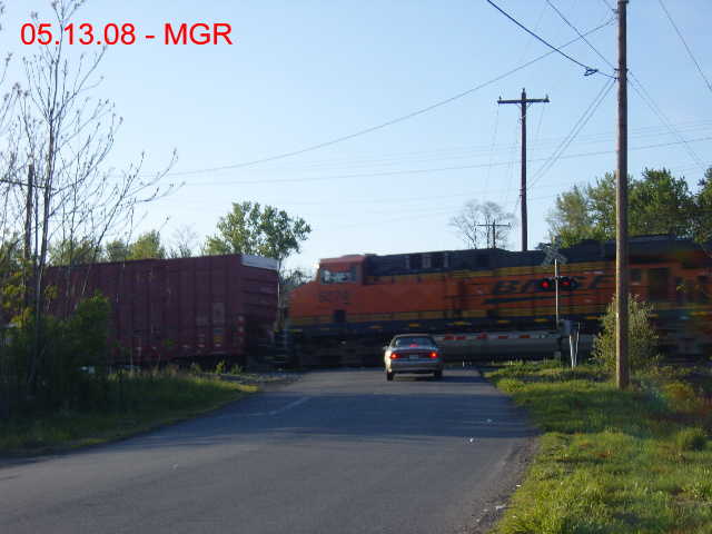 Sightings 05.13.08 / NS BNSF at Hudson