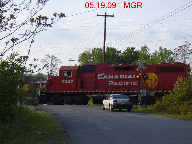 Sightings 05.19.09 /Trains at Hudson