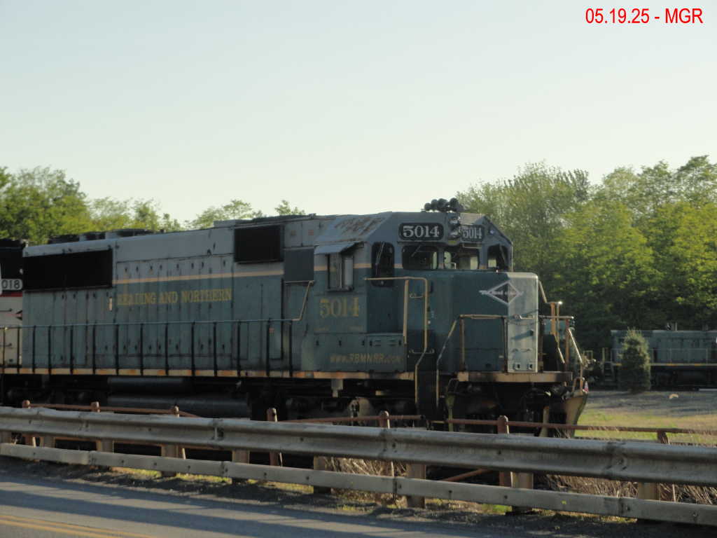 Sightings 05.19.25  / Locomotives At Pittston Junction