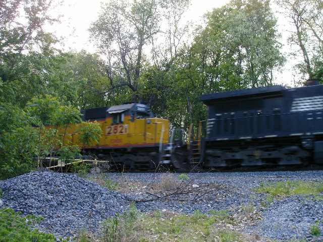 Sightings 05.22.05  /  3 Trains at Hudson