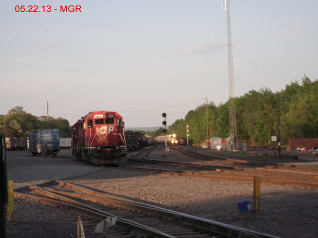 Sightings 05.22.13   / SB Fueling at Taylor Yard