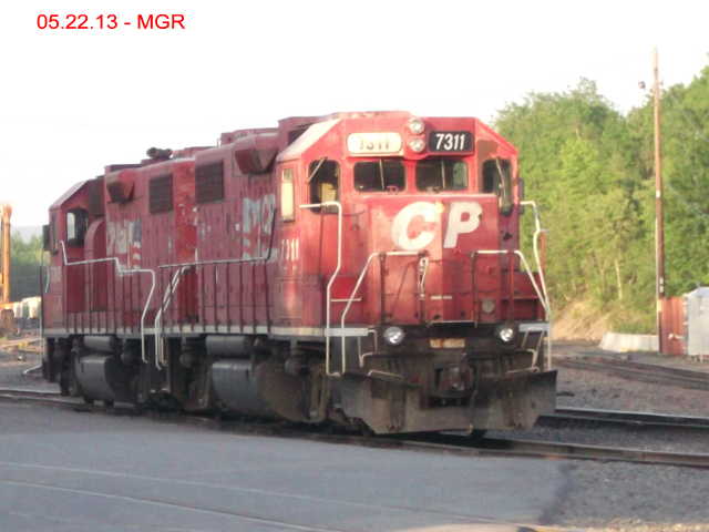 Sightings 05.22.13   / SB Fueling at Taylor Yard