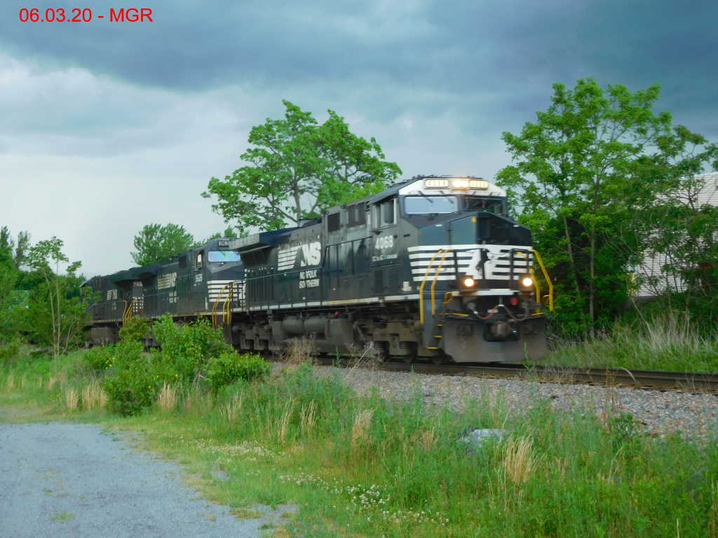 Sightings 06.03.20  /  Intermodal Train At Avoca