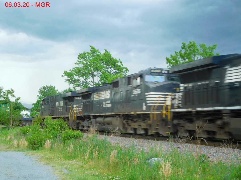 Sightings 06.03.20  /  Intermodal Train At Avoca