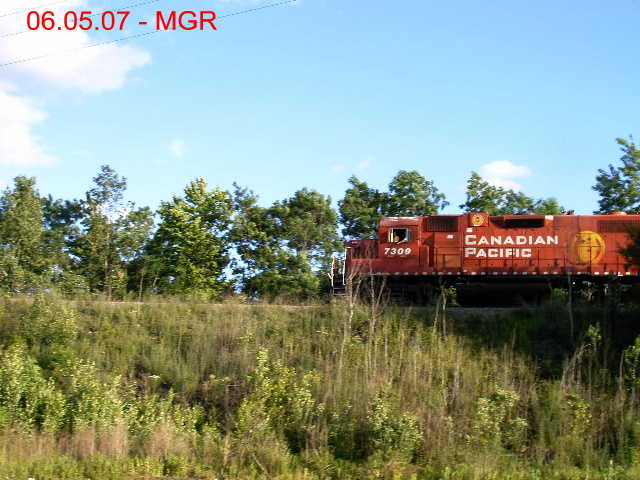 Sightings 06.05.07 / Short Train North End