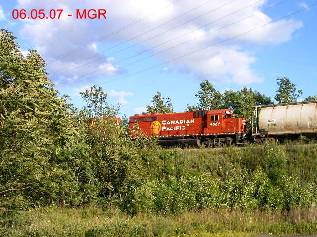 Sightings 06.05.07 / Short Train North End