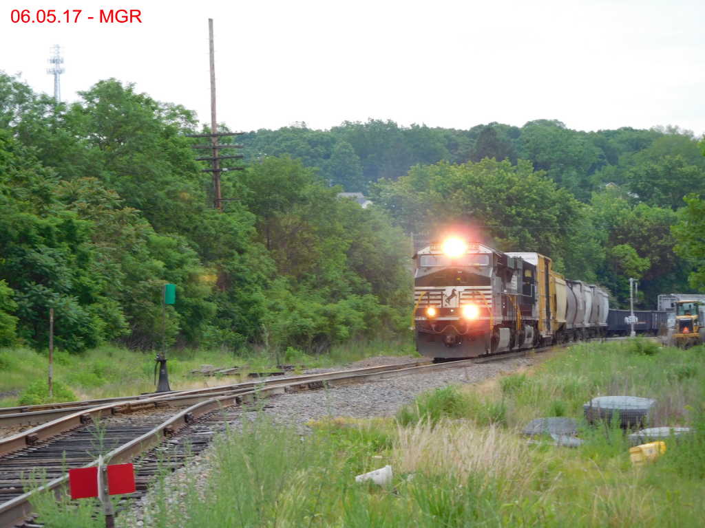 Sightings 06.05.17  / SB at Hudson