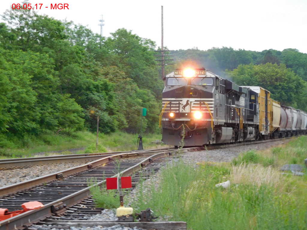 Sightings 06.05.17  / SB at Hudson