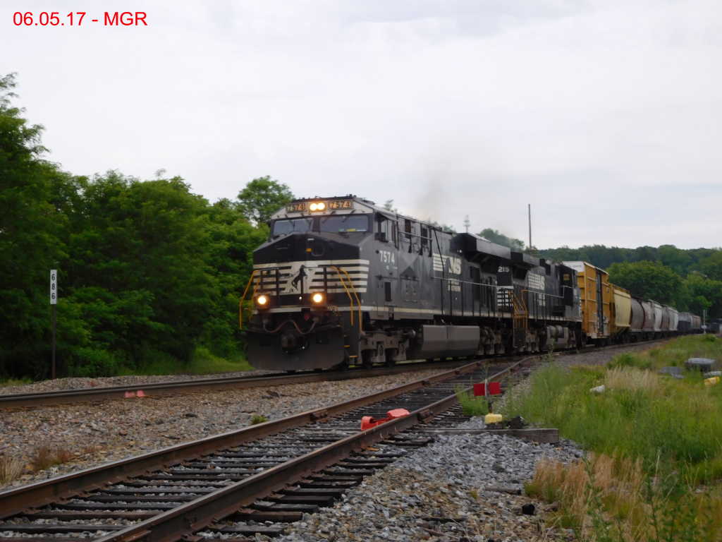 Sightings 06.05.17  / SB at Hudson