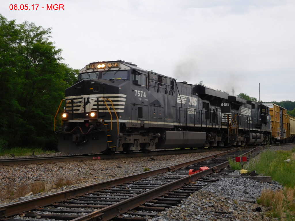 Sightings 06.05.17  / SB at Hudson