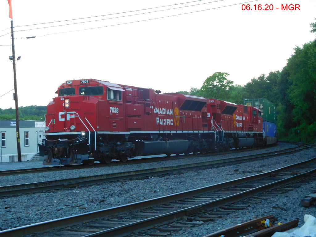 Sightings 06.16.20 / New CP Units at Taylor Yard