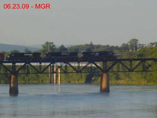 Sightings 06.23.09 / NB Crosses River