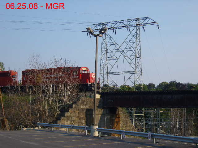 Sightings 06.25.08  /  2 CP Units Over The Gauntlet