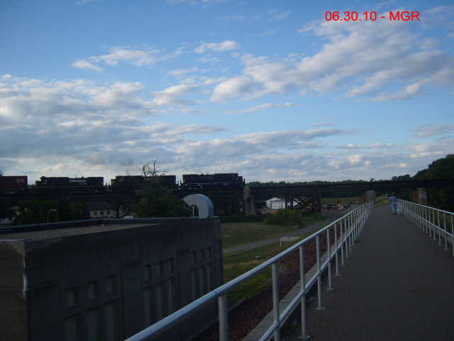 Sightings 06.30.10  / NS Crosses Gauntlet at Kingston