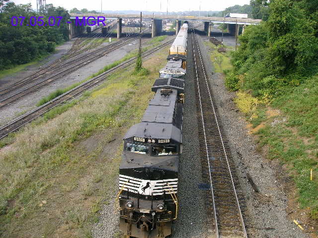 Sightings 07.05.07 / NS Autoracks At Overview