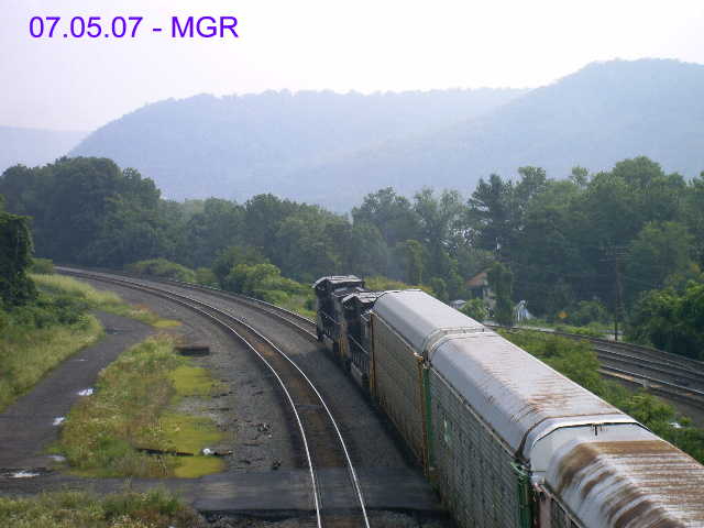 Sightings 07.05.07 / NS Autoracks At Overview