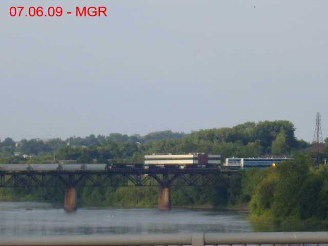 Sightings 07.06.09 / WB Connecting RR Bridge