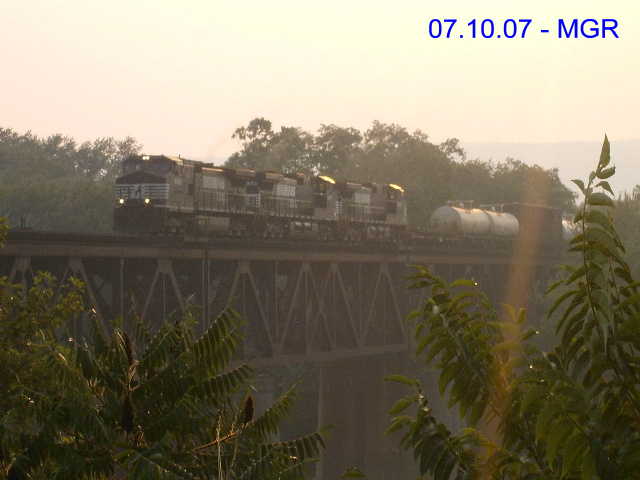 Sightings 07.10.07 / NS Across Gauntlet