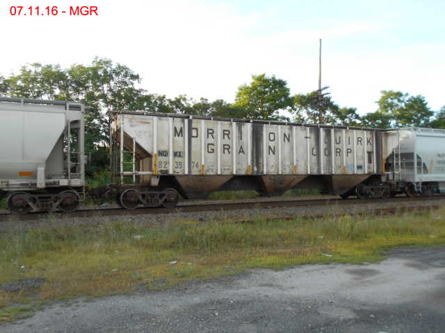 Sightings 07.11.16 / Train at Hudson, Old Rolling Stock