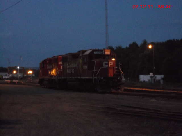 Sightings 07.12.11  / Roadset Lays Over At Taylor Yard