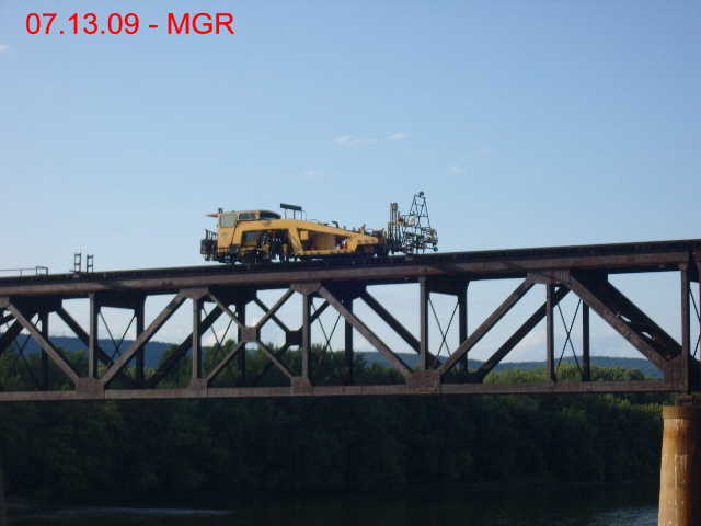 Sightings 07.13.09  / MOW over Gauntlet, more