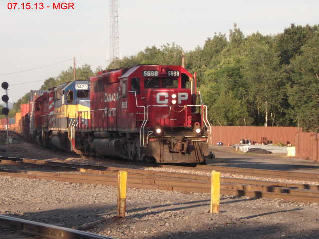 Sightings 07.15.13 / Southbound At Taylor, PA