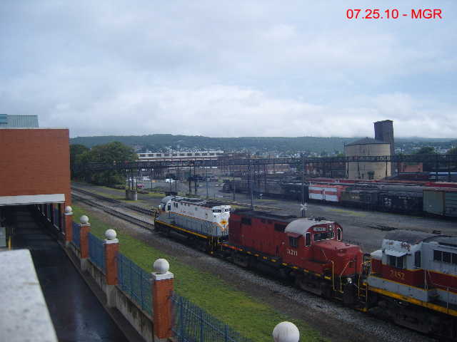 Sightings 07.25.10  / Grain Train, CP at Taylor Yard