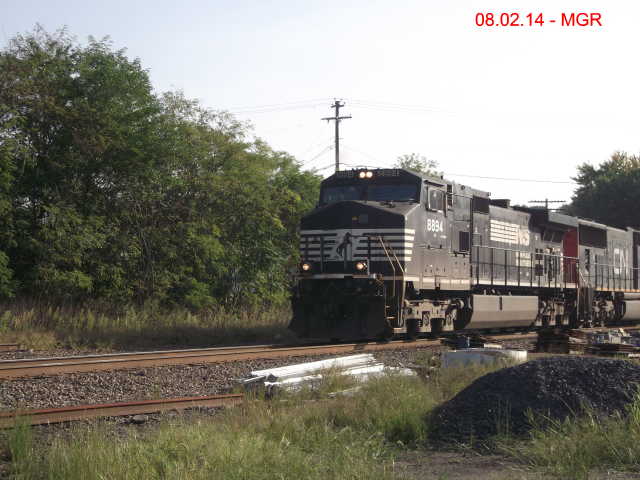 Sightings 08.02.14  /  Southbound at Hudson, PA