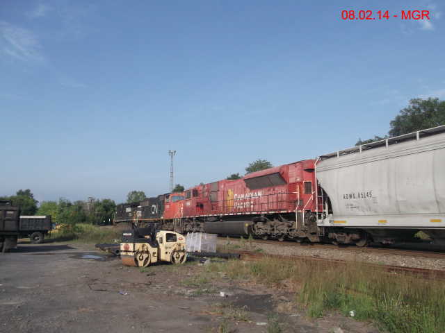 Sightings 08.02.14  /  Southbound at Hudson, PA