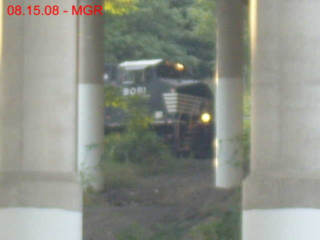 Sightings 08.15.08 / Northbound at Plains