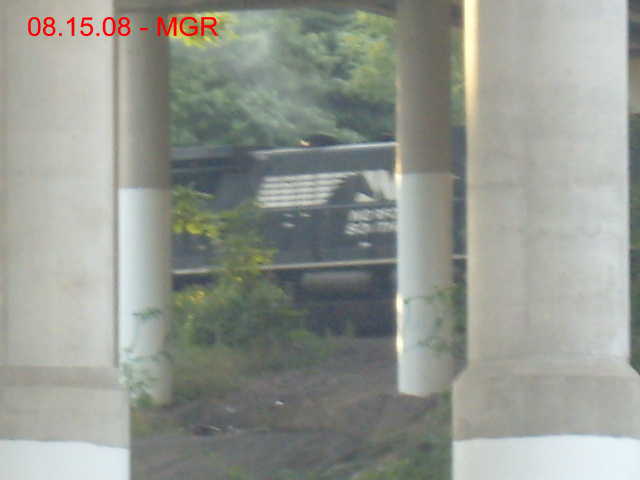 Sightings 08.15.08 / Northbound at Plains