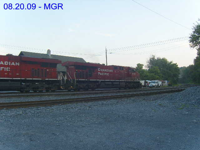 Sightings 08.20.09 / CP Widecabs at Taylor