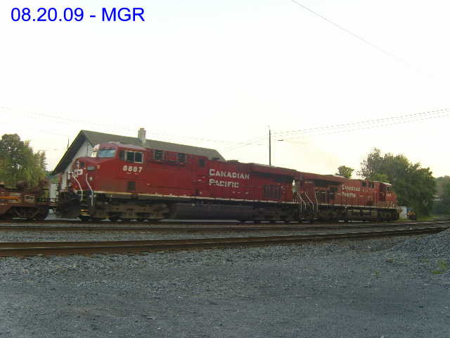 Sightings 08.20.09 / CP Widecabs at Taylor