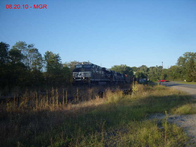 Sightings 08.20.10 / NS At Hudson, Local at the Gauntlet