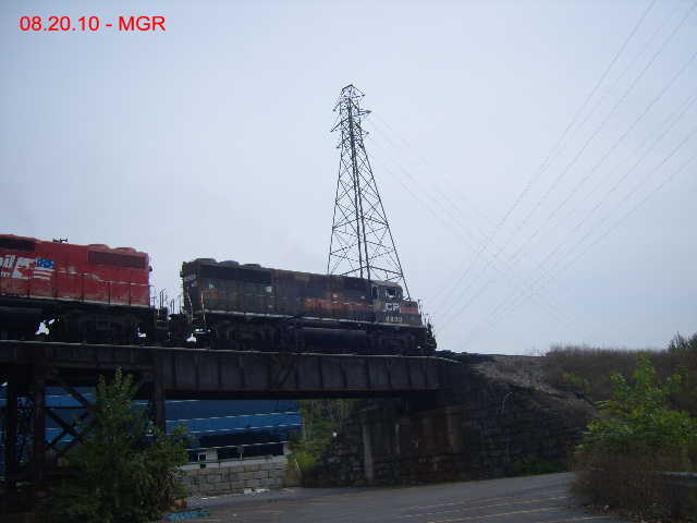 Sightings 08.20.10 / NS At Hudson, Local at the Gauntlet