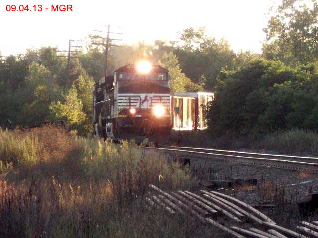 Sightings 09.01.13  /  Northbound at Hudson