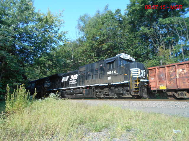 Sightings 09.07.15   /  SB at Plains, With Autoracks