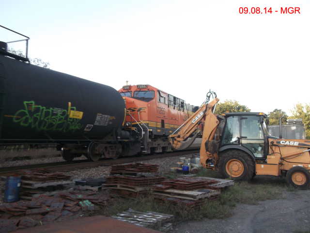 Sightings 09.08.14  / NB at Hudson