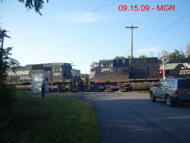 Sightings 09.15.09 / Southbound at Hudson