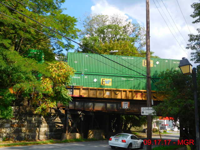 Sightings 09.17.17 /  NS Units On Head Of Train At Luzerne Ave