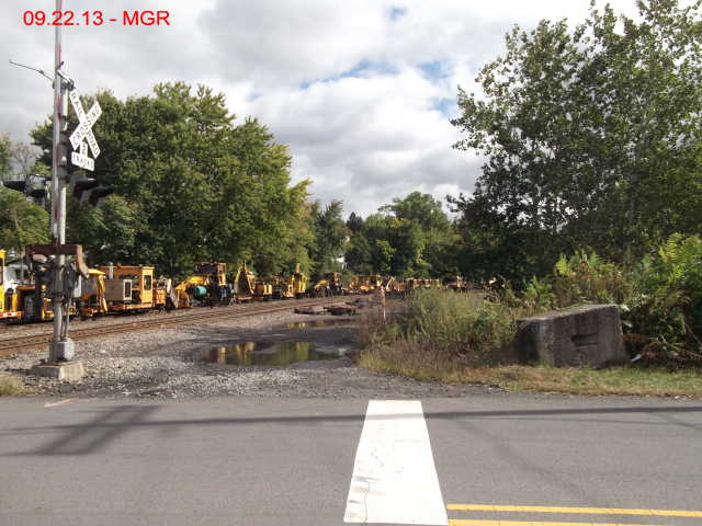 Sightings 09.22.13  /  MOW Equipment at Hudson, PA
